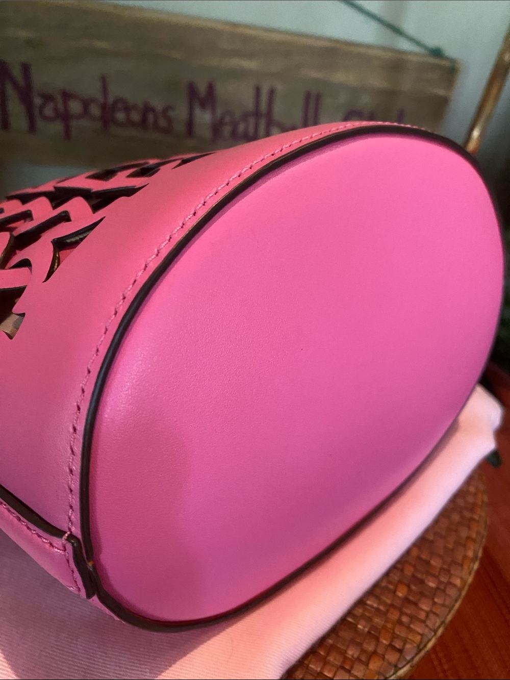 Kate Spade Dorie leather bucket satchel bag in hibiscus tea pink - Picture 7 of 15